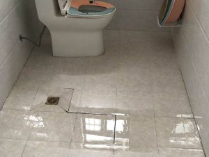 Cách xử lý sàn nhà tắm bị đọng nước đảm bảo hiệu quả 100%